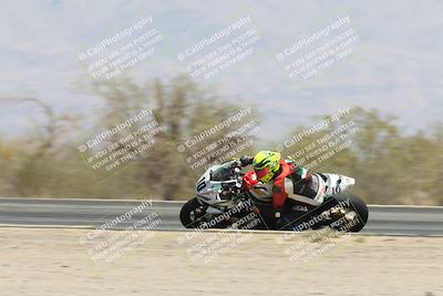 media/Apr-20-2025-CVMA (Sun) [[39090e8767]]/Race 9-Formula LW Twins Shootout/